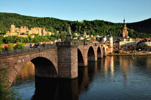 Vé máy bay từ Sài Gòn đi Frankfurt